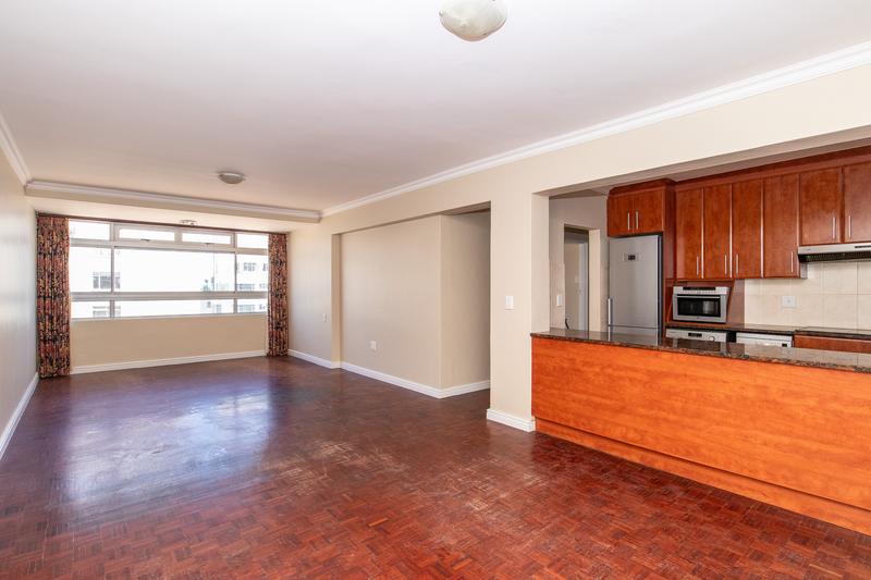 3 Bedroom Property for Sale in Sea Point Western Cape